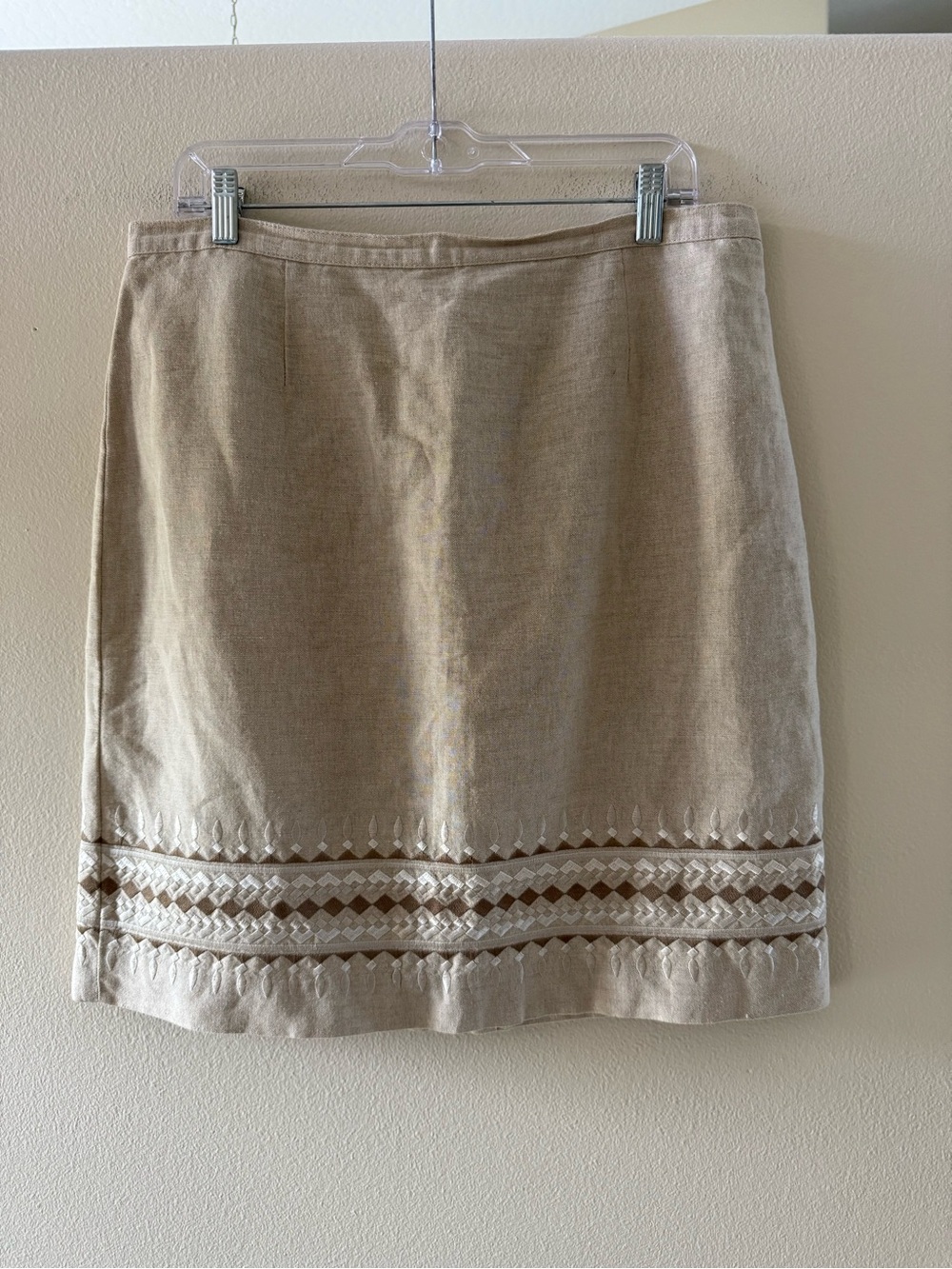 Talbots Beige Irish Linen Mini Skirt with Embroidered Hem